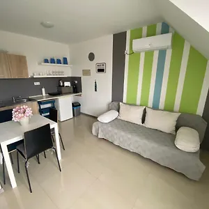 Lexi Family Apartman , Hajdúszoboszló Węgry
